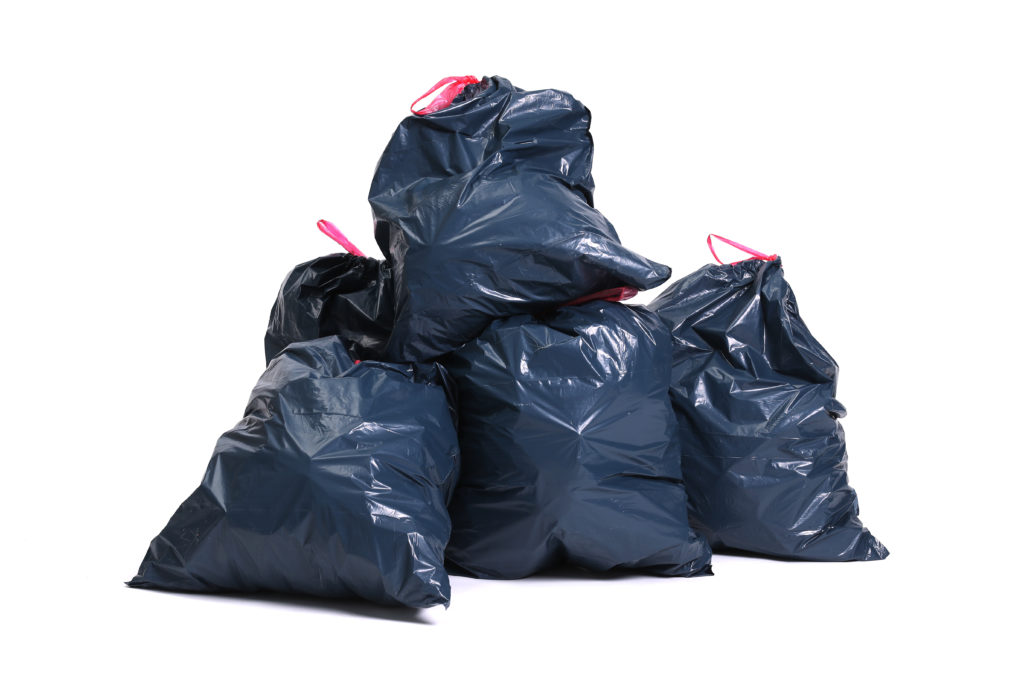 produits de survie pas chers: les sacs poubelles